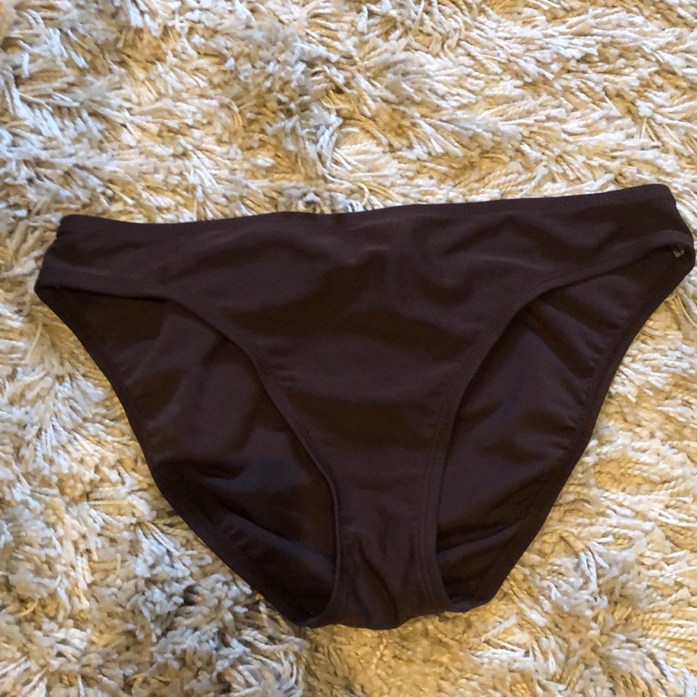 NWOT brown full coverage brief style bikini bottoms